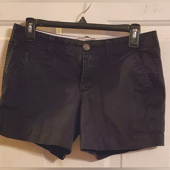 Old Navy Perfect 5" Shorts, Women's size 2 reg - Picture 1 of 6